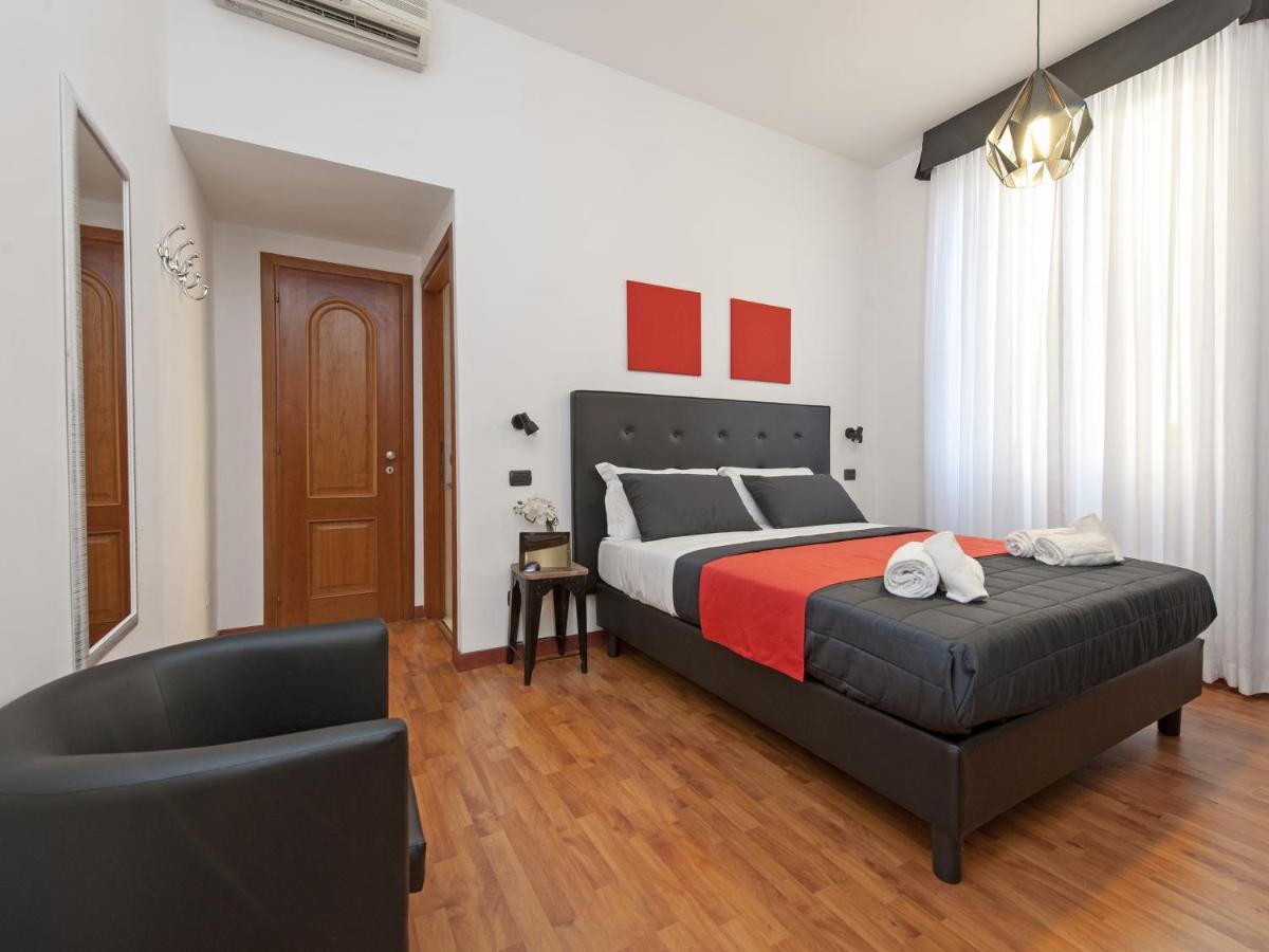روما Retro Rooms Termini الغرفة الصورة